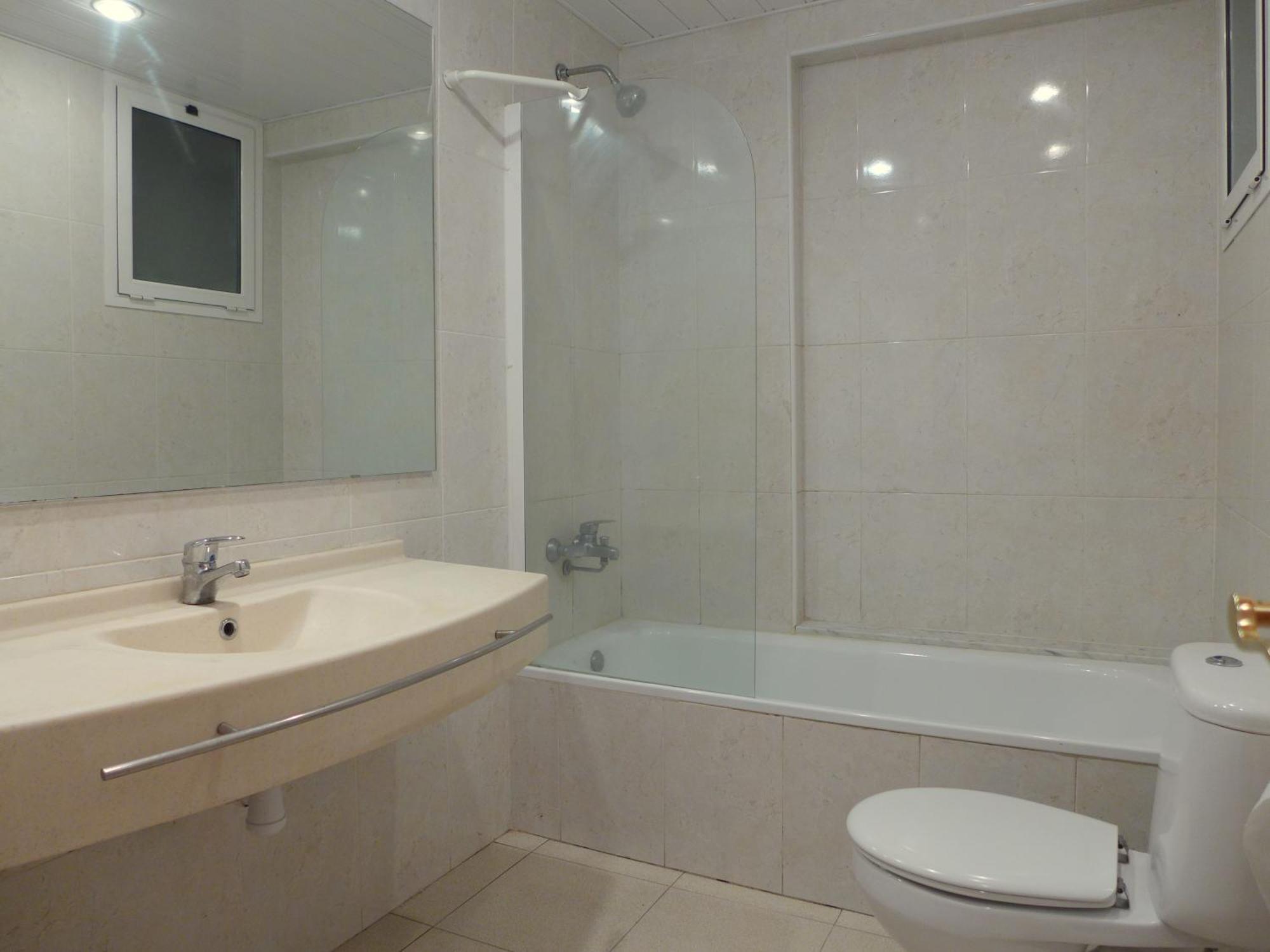 Goya Apartments Salou Bagian luar foto
