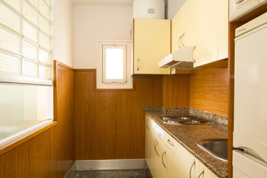 Goya Apartments Salou Bagian luar foto