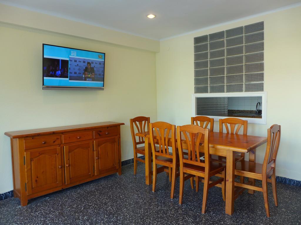 Goya Apartments Salou Bagian luar foto